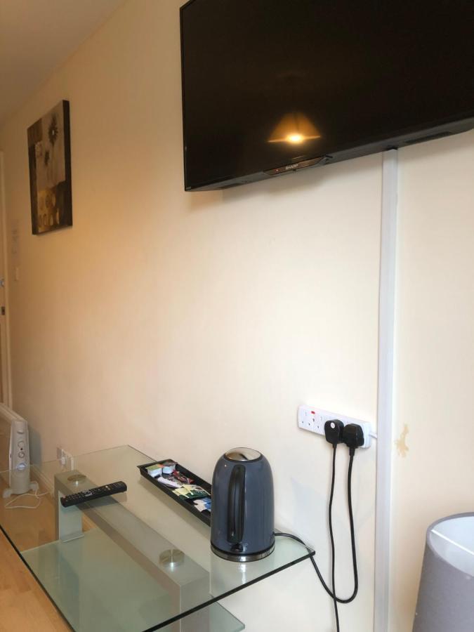 Wallace Budget Rooms กลาสโกว์ ภายนอก รูปภาพ