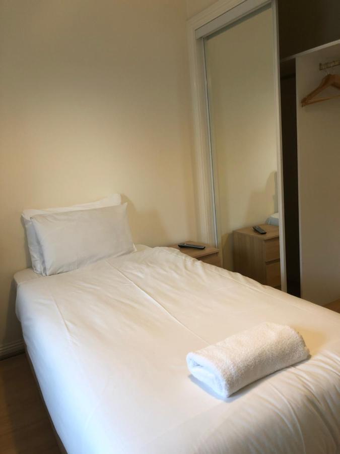Wallace Budget Rooms กลาสโกว์ ภายนอก รูปภาพ