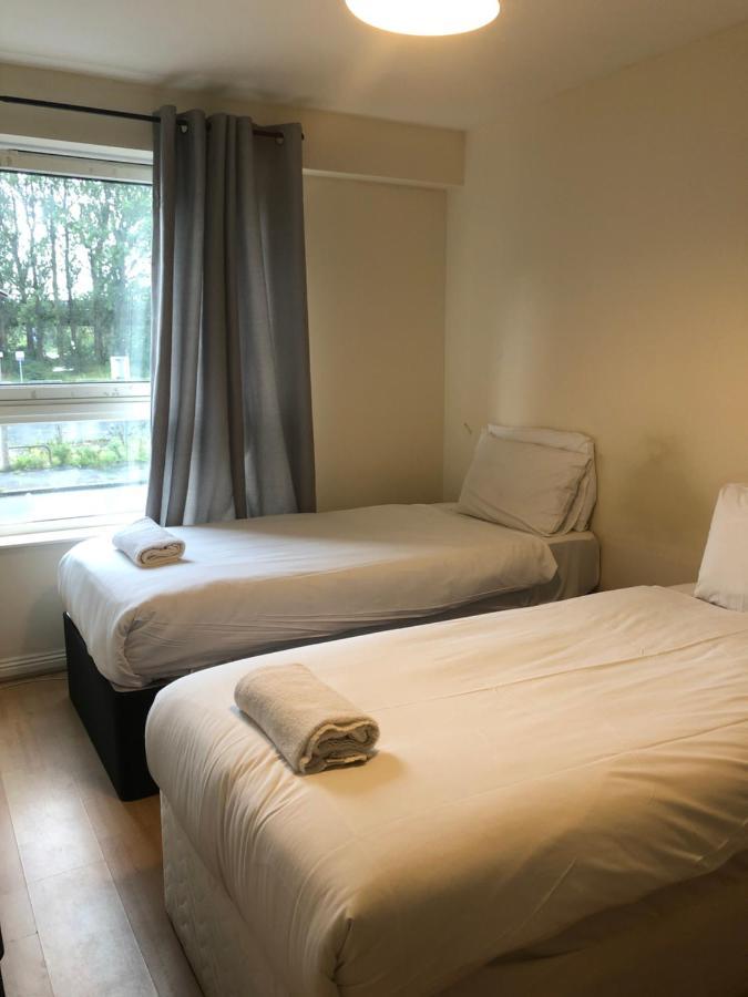 Wallace Budget Rooms กลาสโกว์ ภายนอก รูปภาพ